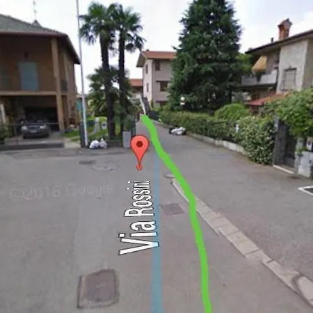 Villetta Rossini: Shared With Taxi Service Guest house Valbrembo