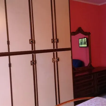 Villetta Rossini Da Condividere Con Me Luciano Servizio Ospiti Taxi Driver Navetta No Wifi 2 Camera Da Letto Per 5 Persone 3* Valbrembo